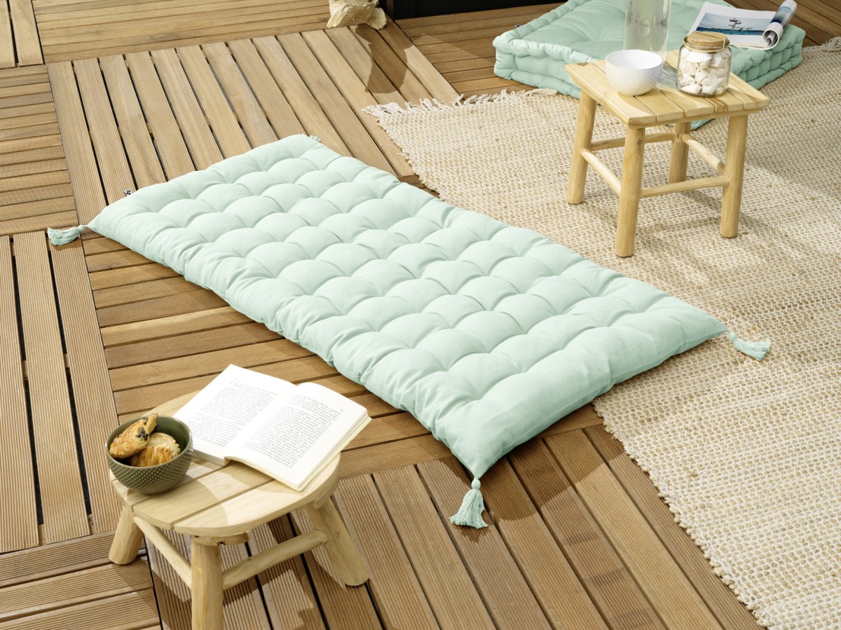 Matelas de sol avec pompons Kalas Menthe