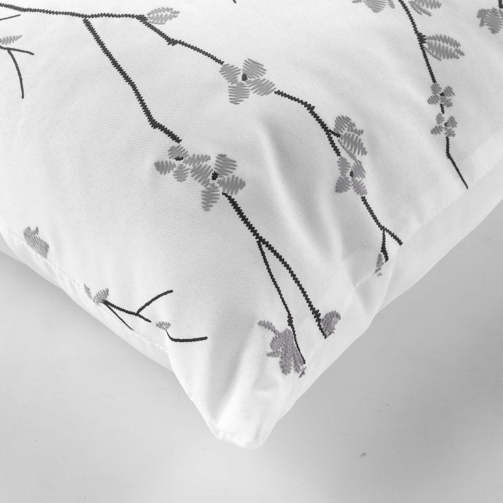 Coussin 45 x 45 cm Fleur de Sakura blanc