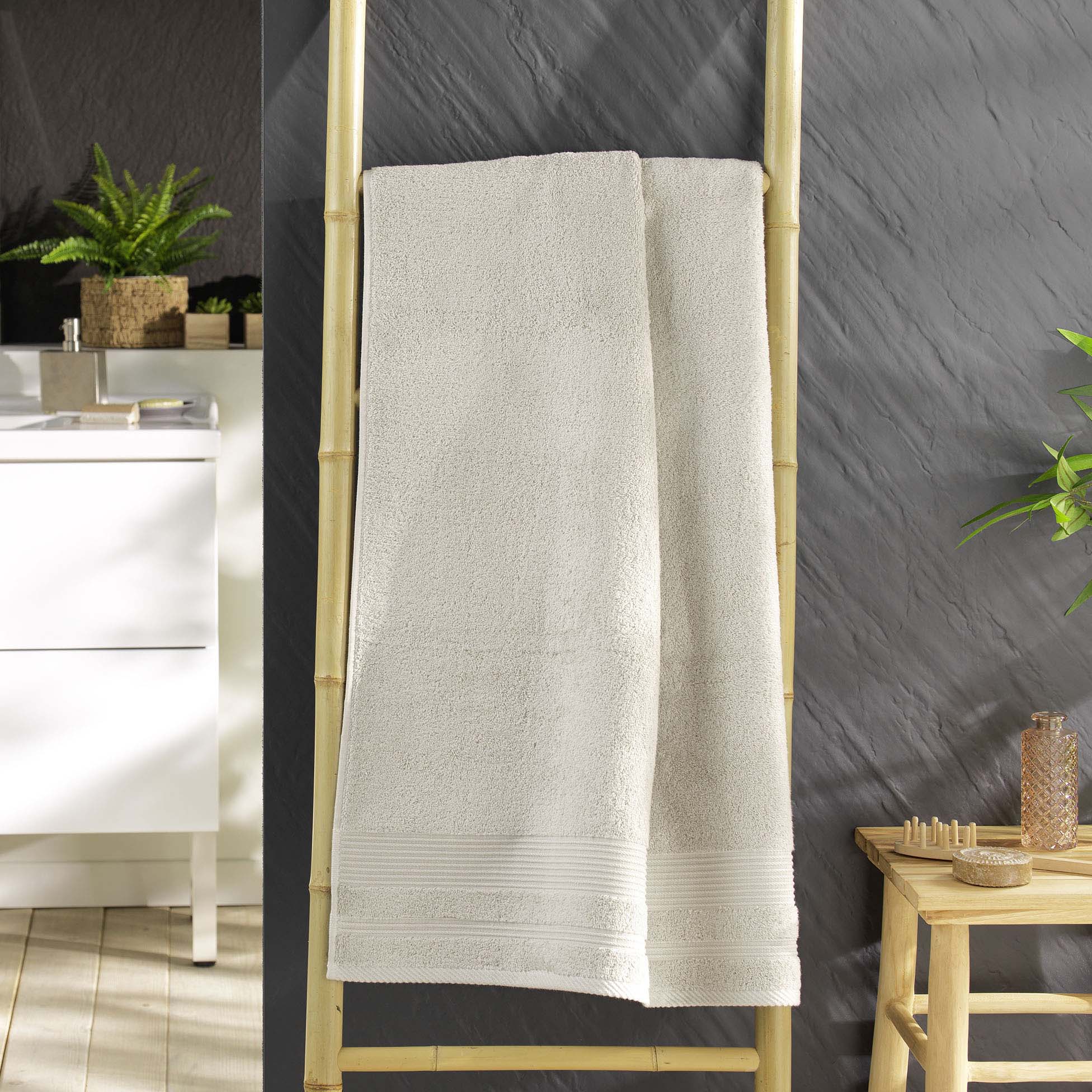 Serviette ou drap de douche 70 x 130 cm Tendresse lin