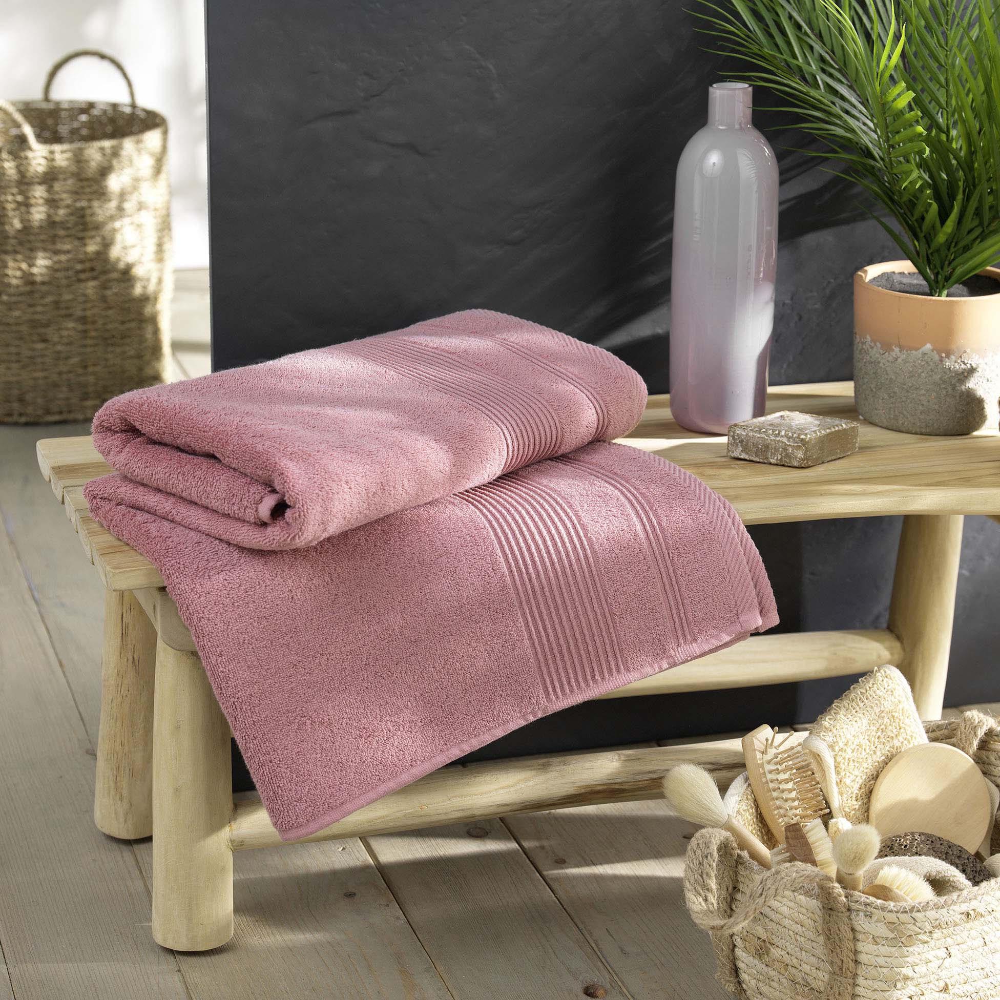 Serviette ou drap de bain 90 x 150 cm Tendresse rose