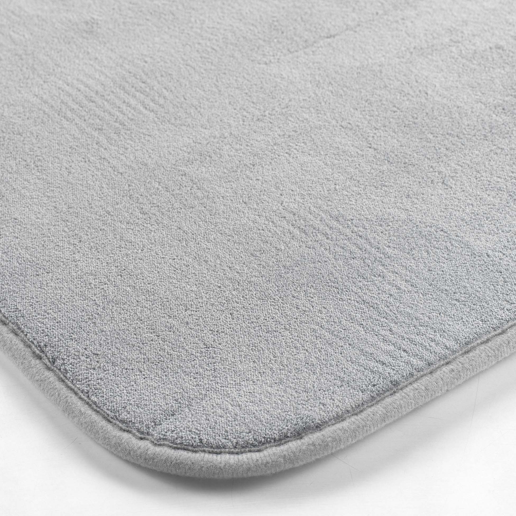 Tapis de bain 45 x 75 cm Vitamine Unie gris clair