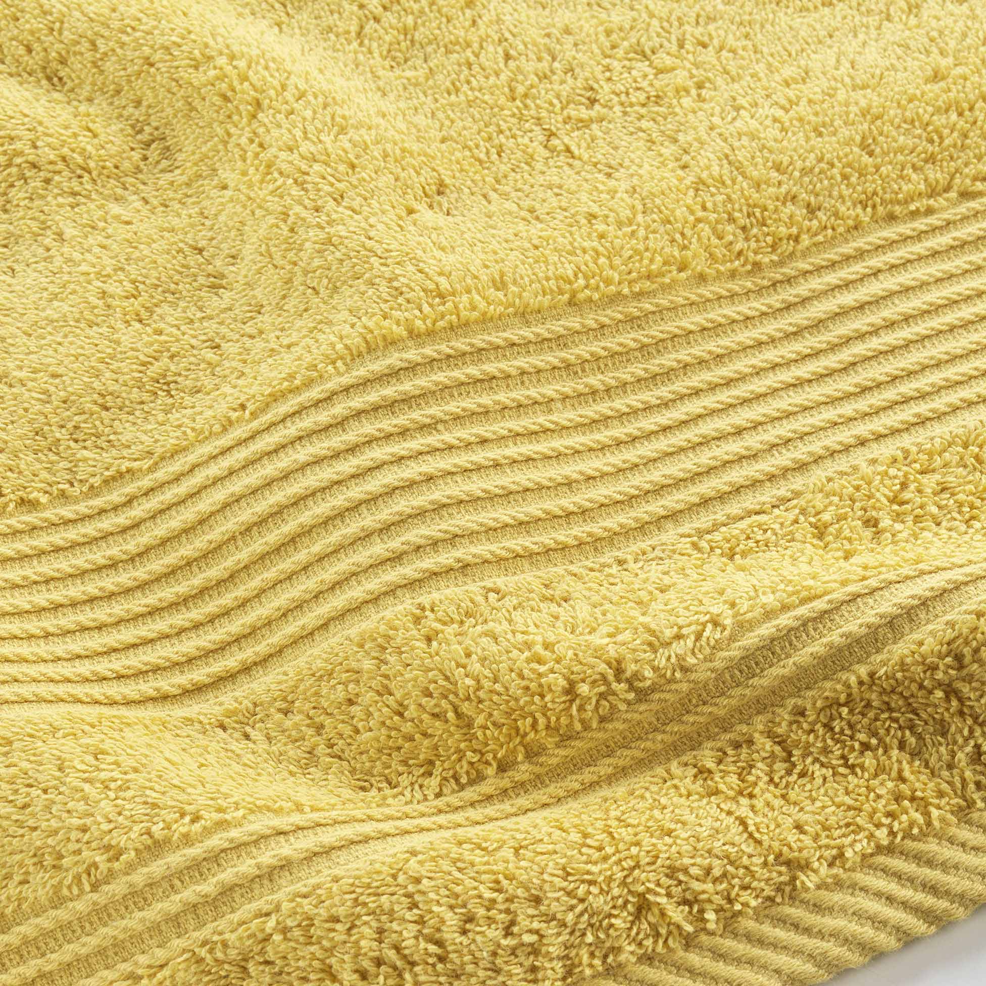 Serviette ou drap de douche 70 x 130 cm Tendresse jaune