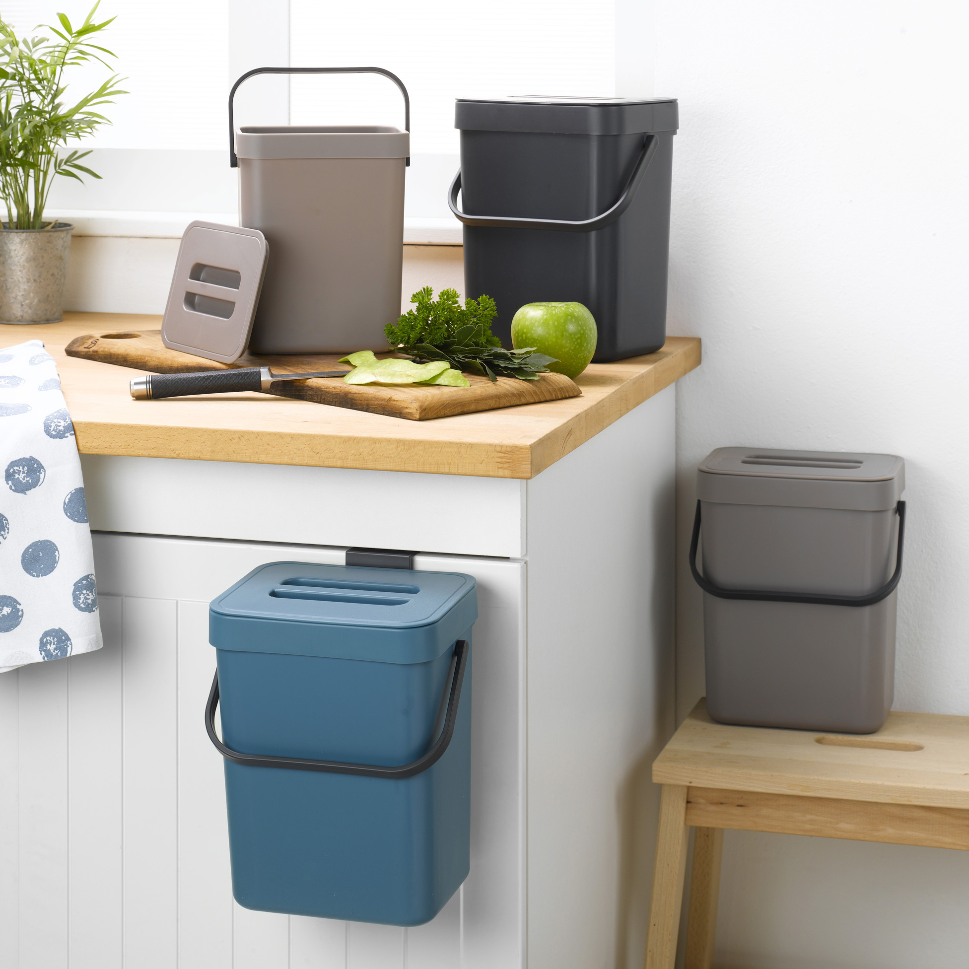 Composteur électrique K-01 autonettoyant 3 L, Poubelles