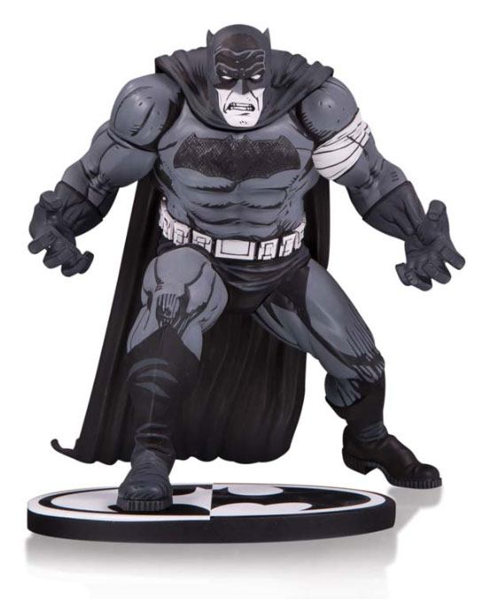Batman Black & White statuette Batman by Klaus Janson 25 cm
