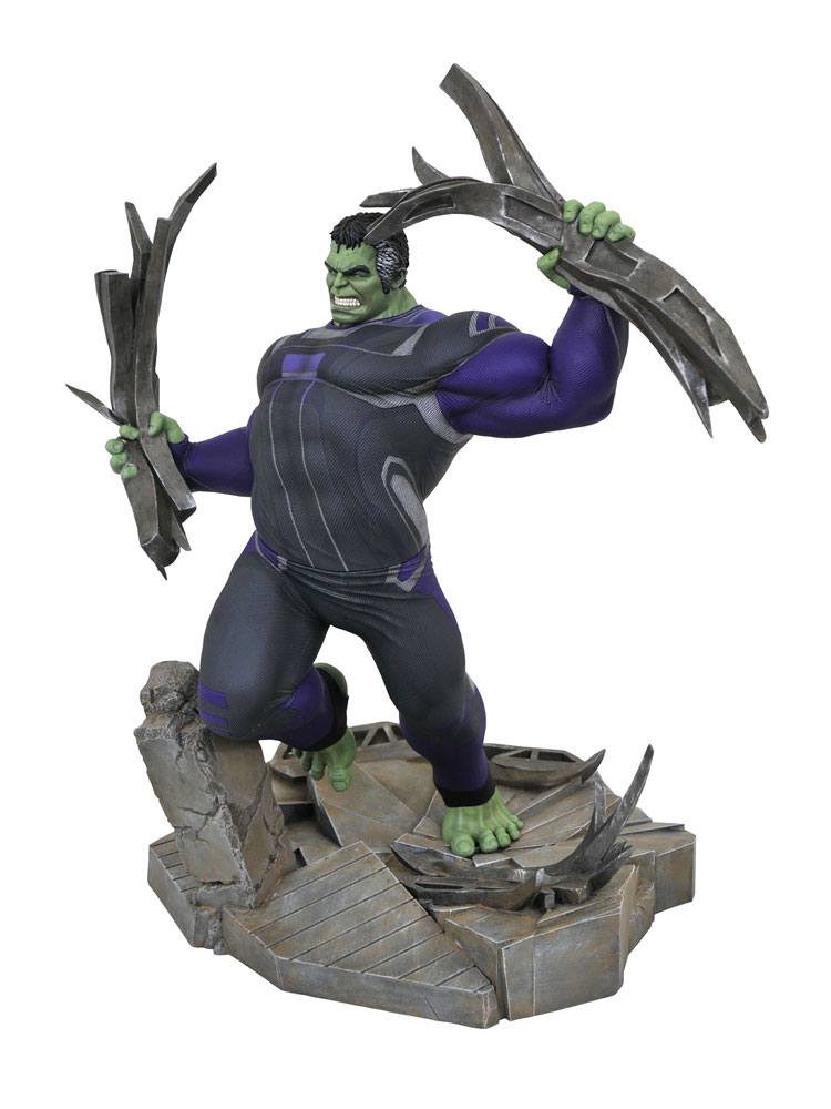 Avengers : Endgame diorama Marvel Movie Gallery Tracksuit Hulk 23 cm