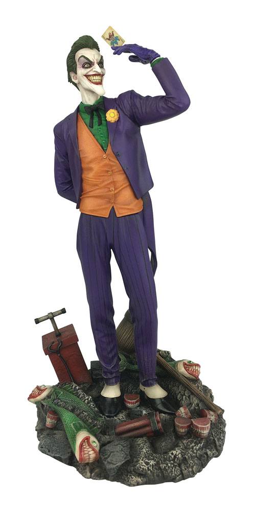 DC Comic Gallery diorama The Joker 23 cm