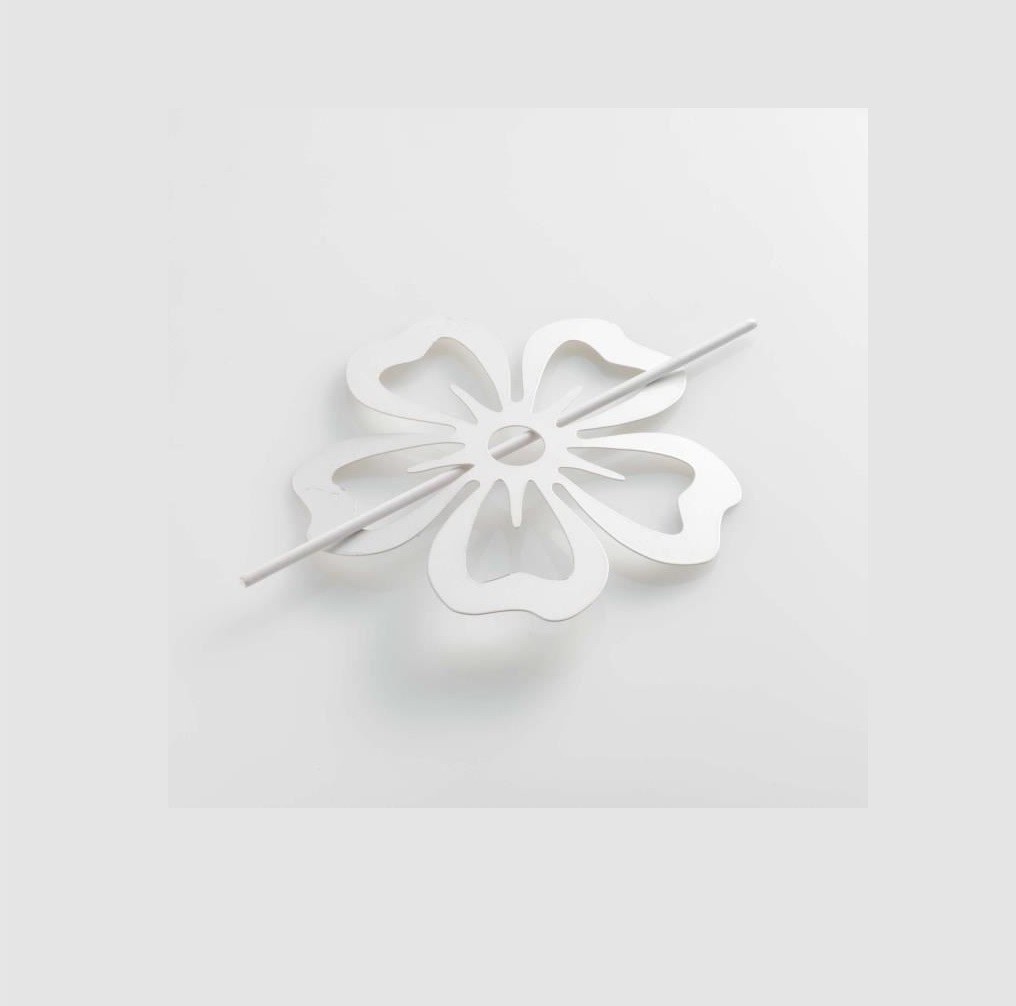 1 Embrasse broche Petaly blanc