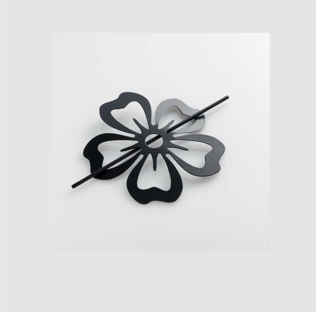 1 Embrasse broche Petaly noir