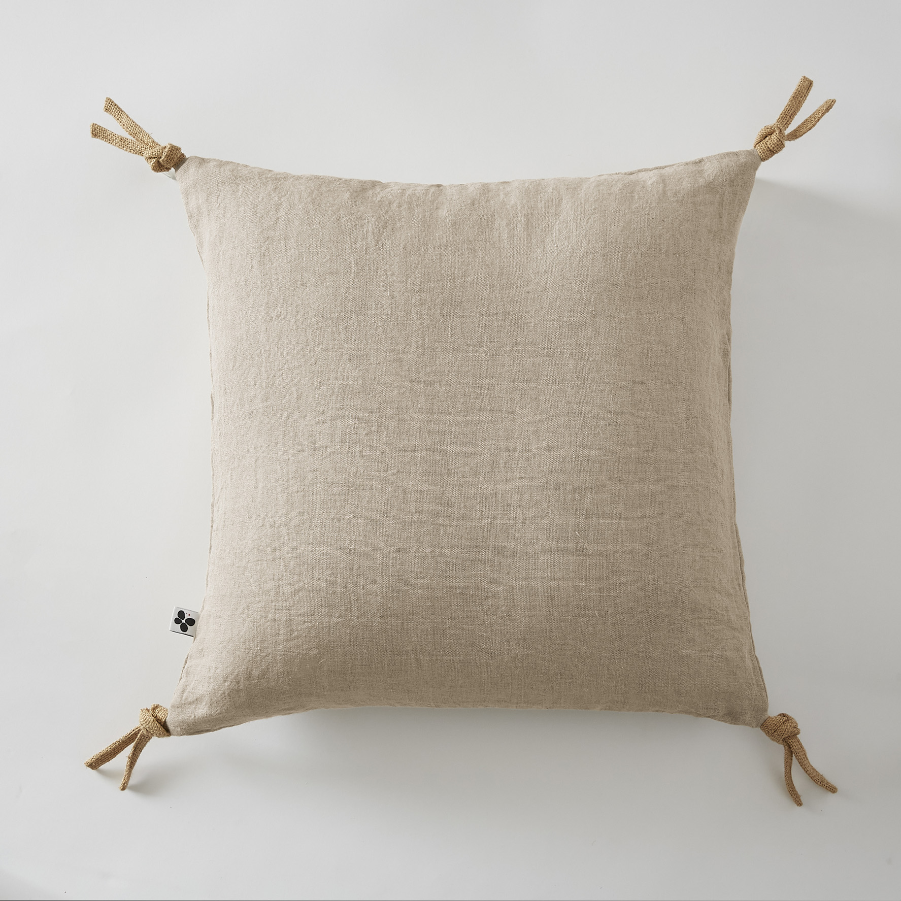 Coussin pompons lin lave 45 x45 cm Soline naturel