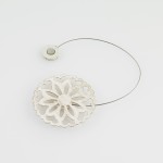 1 Embrasse aimantee Emmy blanc or