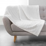 Plaid Couverture a poil doux 125 x 150 cm imitation fourrure Simba Naturel