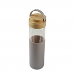 Gourde et bouteille d'eau