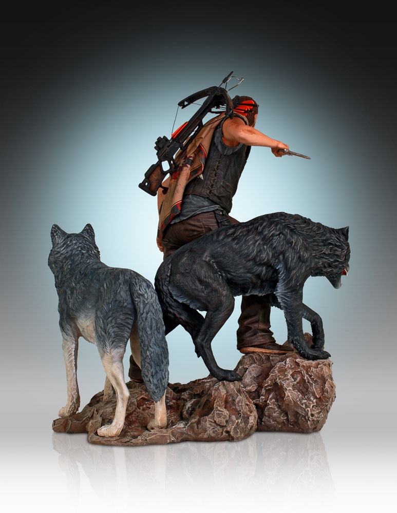 THE WALKING DEAD Statuette 1/8 Daryl & the Wolves 26 cm